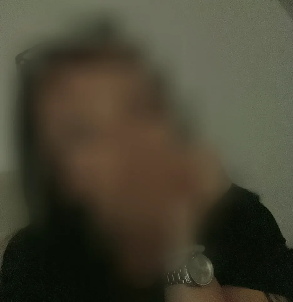 Elin, 30