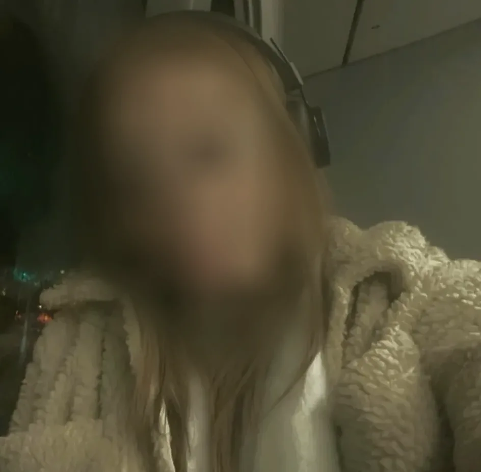 Kim, 23
