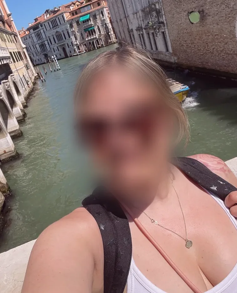 Rania, 36